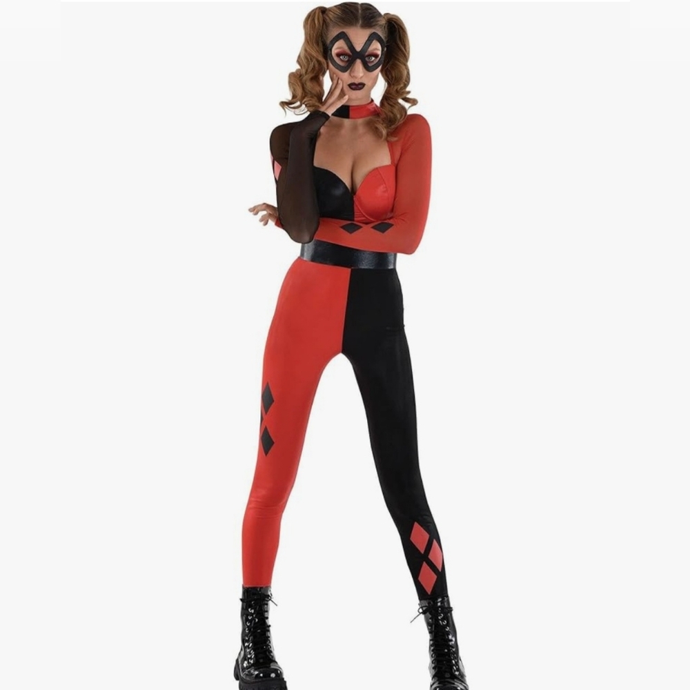 NWT Womens Harley Quinn Costume 3 Piece Set Size L 10/12
